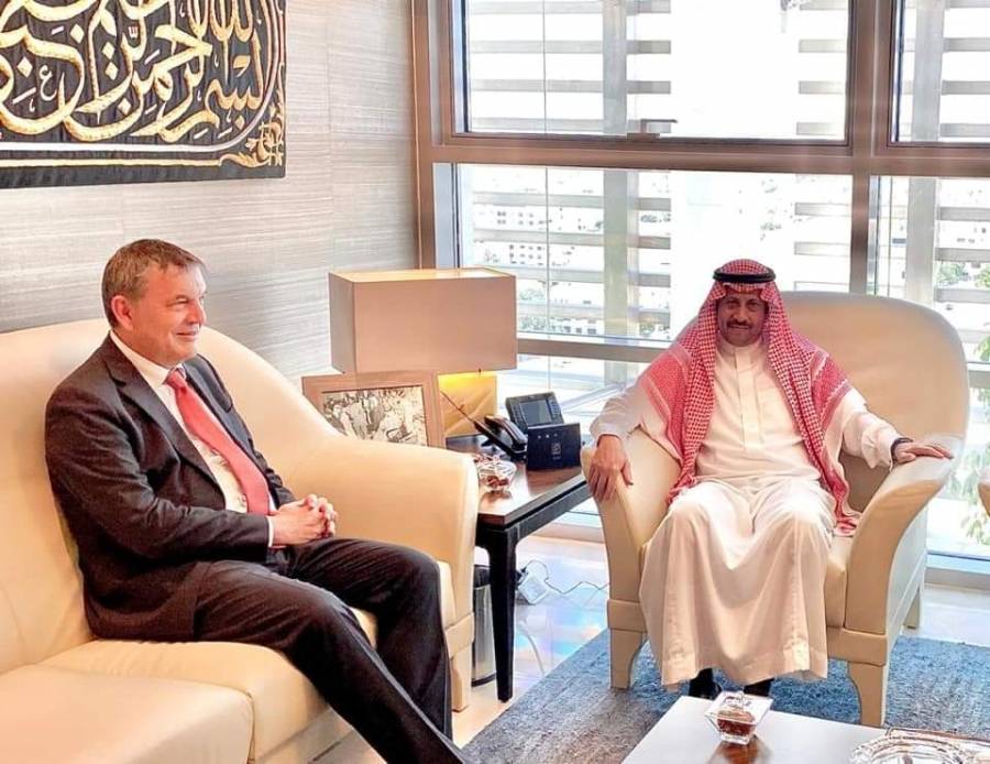 السفير السعودي في الأردن يلتقي المفوض العام للأونروا