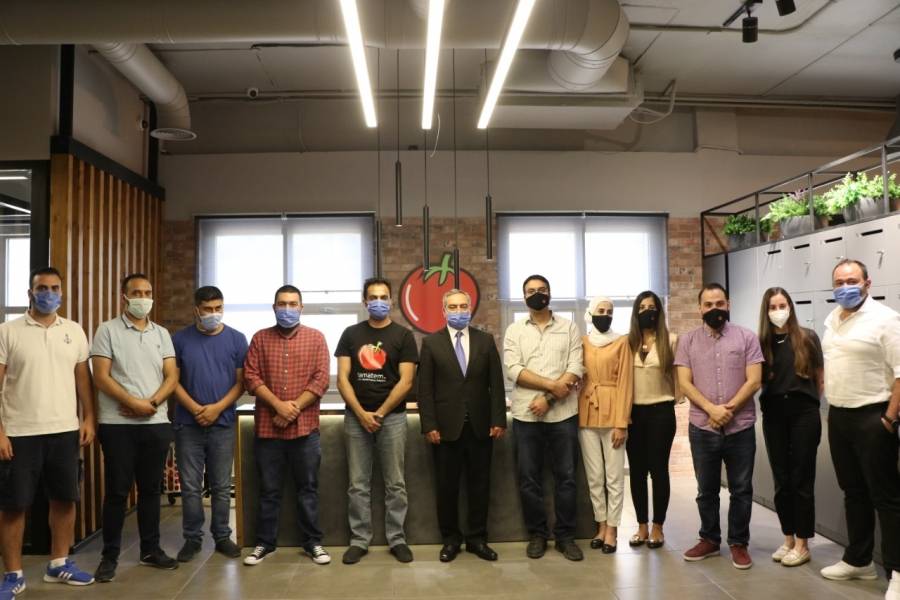 البريزات: مجمع الملك الحسين للأعمال حاضنة للإبداع والابتكار على مستوى المنطقة...صور