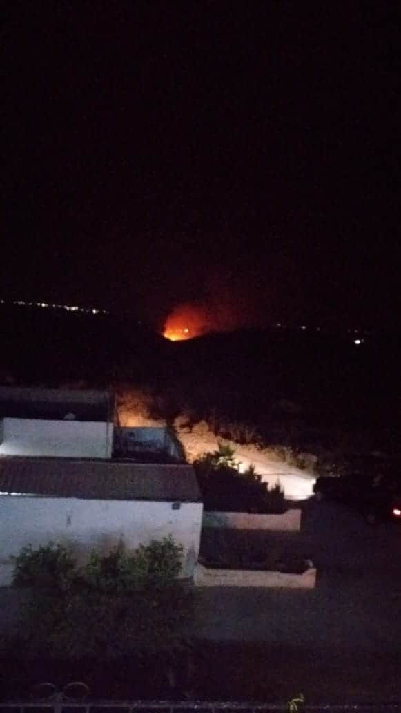 الامن العام : سبب الحريق قذيفة من خارج الحدود... تفاصيل