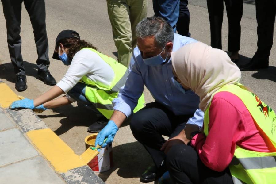 وزير الشباب يفتتح معسكر العمل التطوعي والجيم الخارجي في مدينة الحسين للشباب... صور