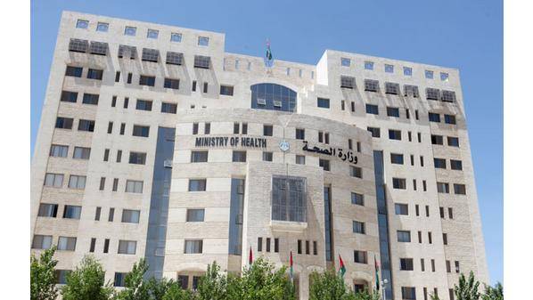 الصحة تحذر من التجمعات وتؤكدبموجب أوامر الدفاع