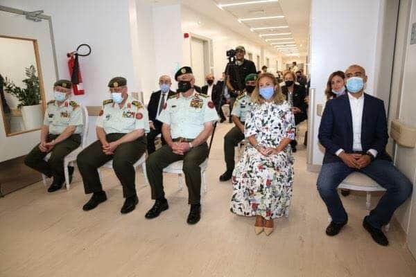 رئيس هيئة الأركان المشتركة يفتتح قسم العزل العلاجي المتخصص في مدينة الحسين الطبية