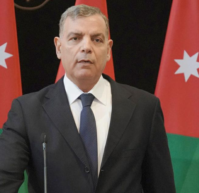 عاجل ...جابر: تسجيل 14 حالة جديدة بفيروس كورونا وارتفاع الإجمالي إلى 1324 حالة