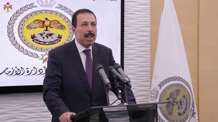 النعيمي : نقابة المعلمين استمرت باستخدام لغة الإملاء وأسلوب الاستقواء