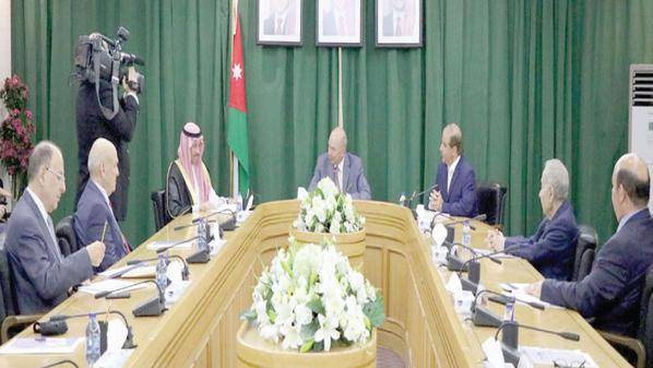 الفايز: علاقات عمّان والرياض راسخة ومتينة