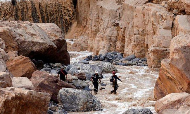 التسلسل الزمني لفاجعة البحر الميت منذ بداية هطول الامطار حتى النطق بالحكم