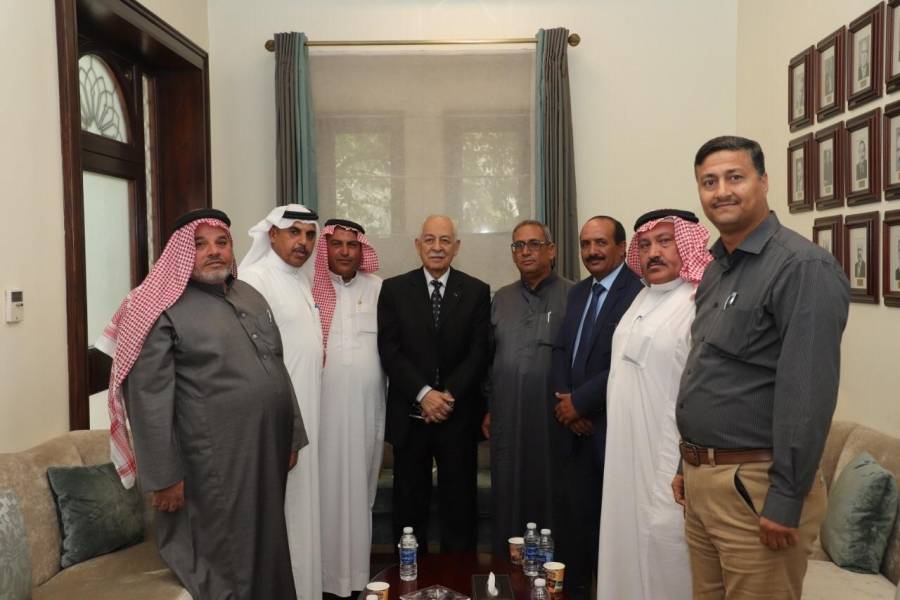 العيسوي يجري عدداً من اللقاءات  مع جمعيات و وفود...صور