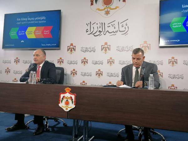 الحكومة: قلقون من أي عبث بالوضع الوبائي قبل الانتخابات