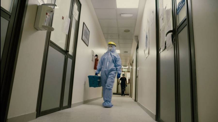 كم عدد المصابين بفيروس كورونا في مستشفيات الأردن؟