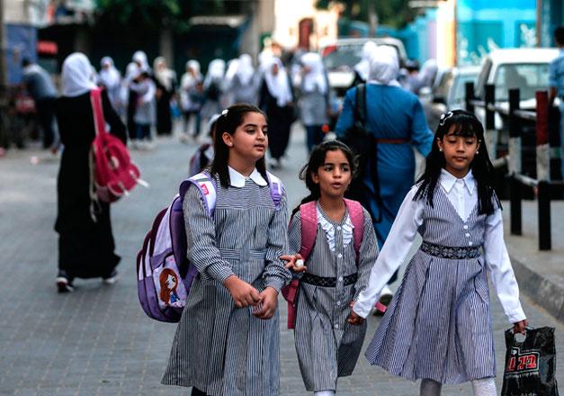 Gaza children return to school despite virus fears