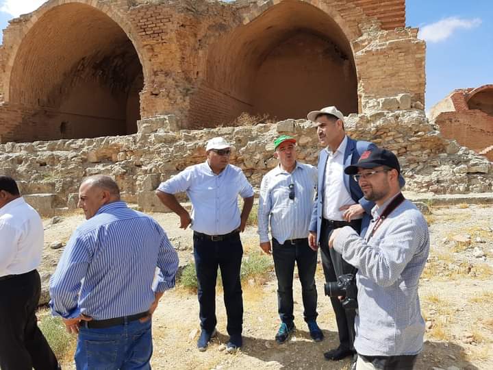 مدير الاثار يتفقد مشروع ترميم قصر المشتى.