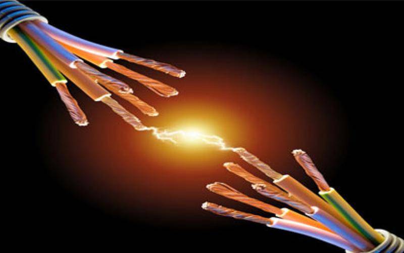 مادبا : إصابة 3 اشخاص بحروق اثر صعقة كهربائية