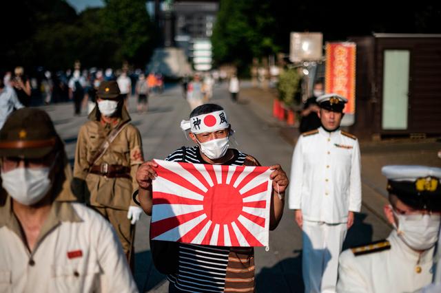 Japanese ministers visit Yasukuni Shrine, first since 2016