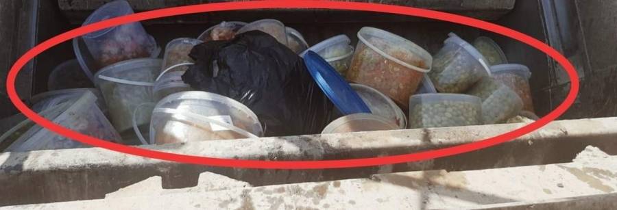 إتلاف طن ونصف من المواد الغذائية منتهية الصلاحية في معان  صور