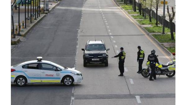 تمديد ساعات حظر التجول يدخل حيز التنفيذ الليلة