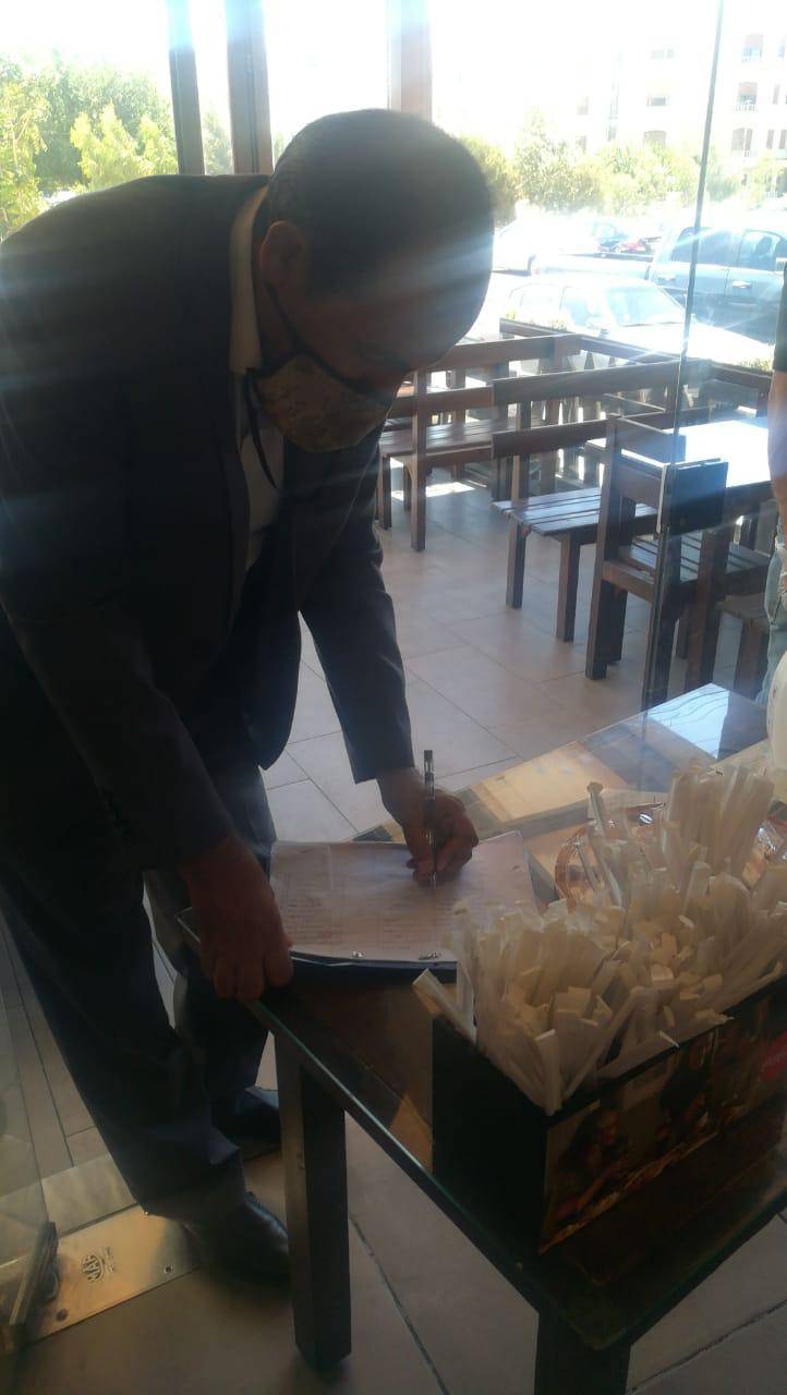 لجنة الصحة والسلامة العامة في وادي السير تستمر في الجولات  الرقابية الميدانية المكثفة على الأسواق والمطاعم والمحال التجارية.