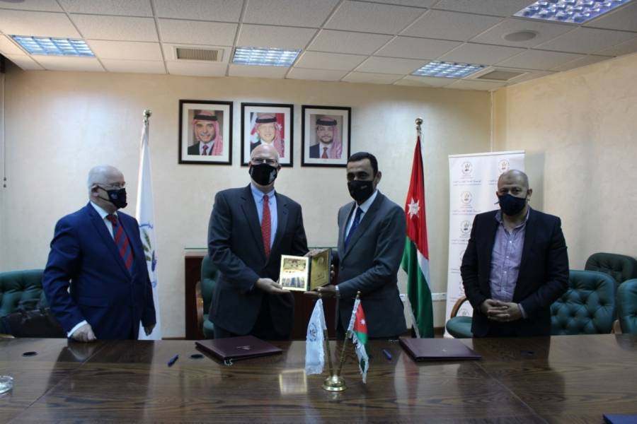 اتفاقية بين الوكالة لأمريكية للتنمية الدولية ومؤسسة الغذاء والدواء لتطبيق إرشادات النظافة والتعامل الآمن مع الأغذية