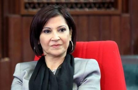 وزيرة السياحة : تؤكد ضرورة تفعيل مكاتب السياحة