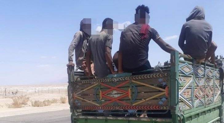 السير تضبط مركبة متوسطة تحمل 27 راكبا بسرعة 170 كم