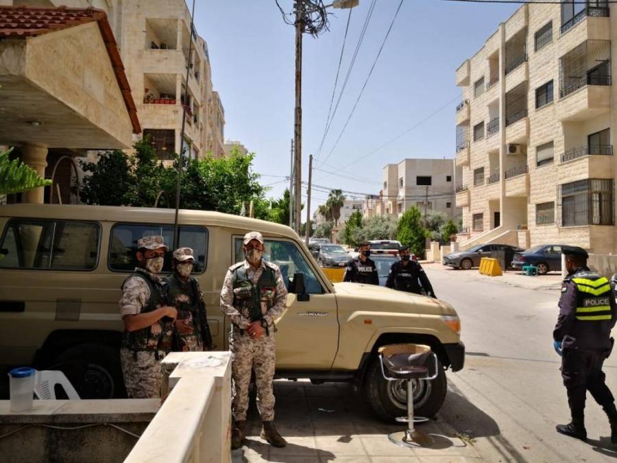 محافظ العاصمة : عزل 61 بناية بعد اكتشاف إصابات كورونا فيها