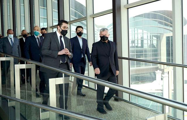 King visits QAIA, urges implementing health measures to protect travellers