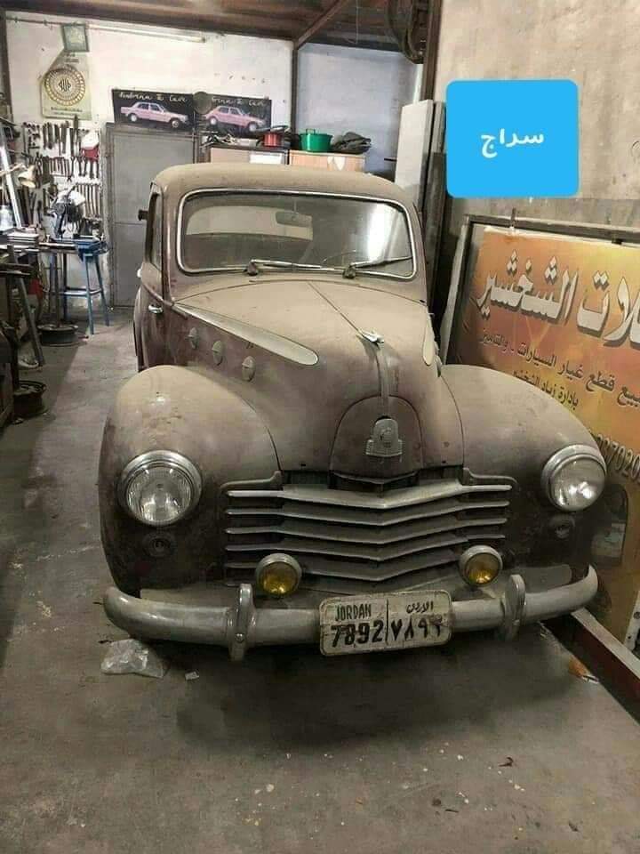 سيارة أردنية في نابلس تنتظر صاحبها من عشرات السنين...صور