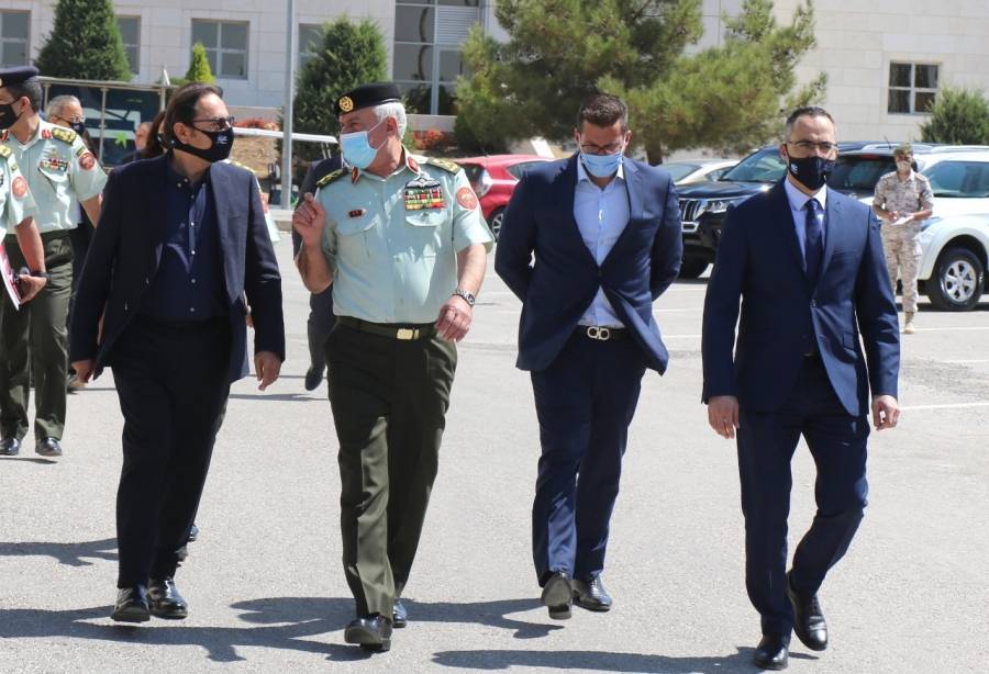 الحنيطي يزور جامعة الحسين التقنية