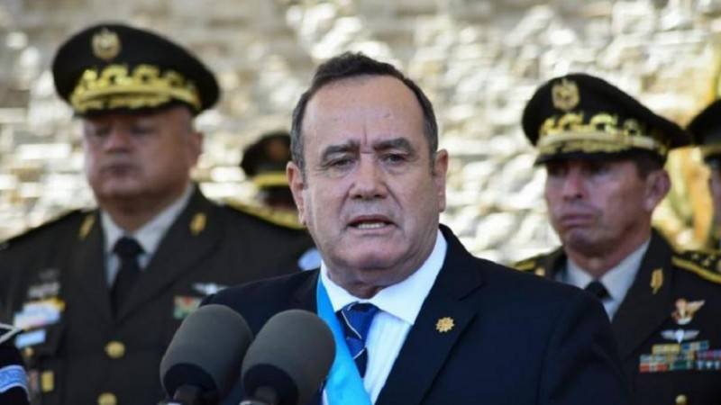 إصابة رئيس غواتيمالا بفيروس كورونا