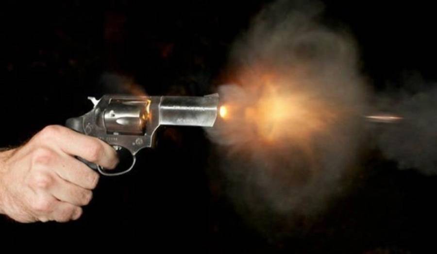 مجهولون يطلقون النار ويصيبون مواطن على طريق الشونة الشمالية