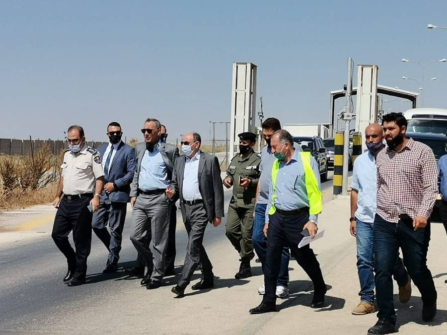 العموش يتفقد العمل في مشروع تأهيل وصيانة مركز حدود جابر