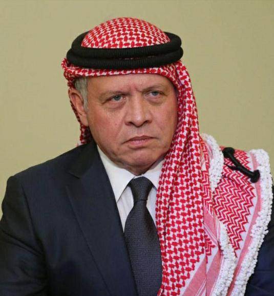 الملك يجري اتصالاً هاتفياً مع أمير دولة الكويت