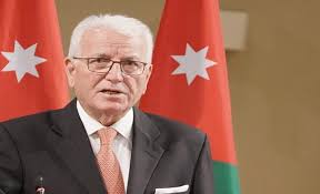 توق: التدريس في الجامعات عن طريق التعليم الإلكتروني في كافة التخصصات