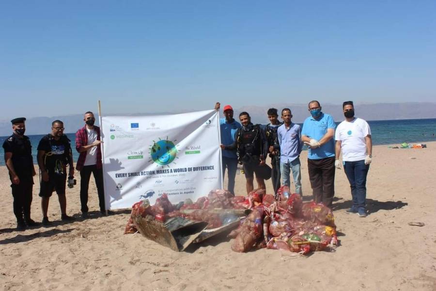 الجمعية الملكية لحماية البيئة البحريةتنهي فعاليات حملة نظفوا العالم 2020