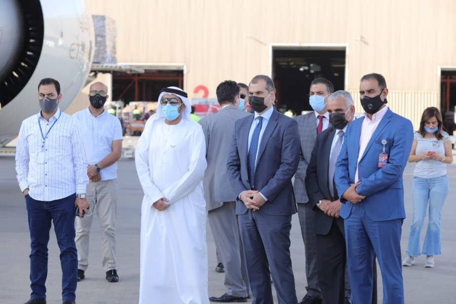 الإمارات ترسل طائرة مساعدات طبية ثانية إلى الأردن لدعمها في مكافحة (كوفيد19)