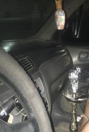 ضبط سائق يدخن الأرجيلة على طريق الزرقاء المفرق