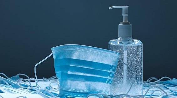 14 مصنعا ومنشأة تعمل في صناعة الكمامات والمعقمات دون ترخيص قانوني