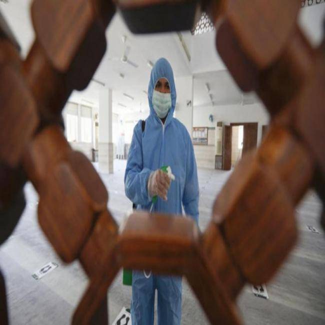 ما هو مصير الحظر الشامل يوم الجمعة القادم