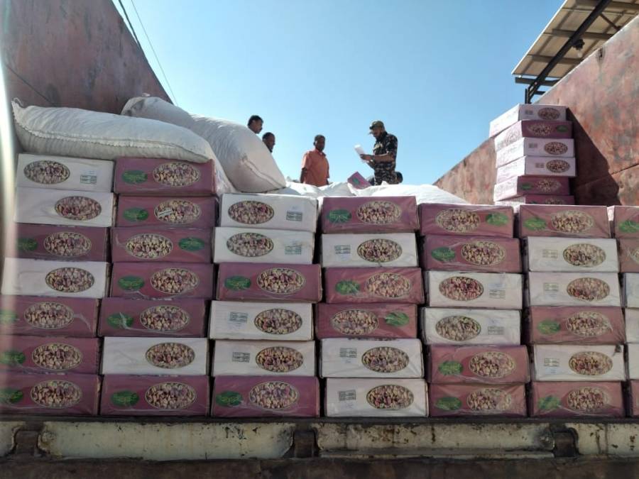 عاجل || الجمارك الأردنية تضبط كميات كبيرة من المكسرات والهيل