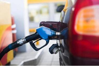 عاجل : 28 محطة محروقات عاملة خلال الحظر الشامل .. اسماء