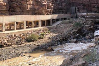 إيعاز من وزير الأشغال بشأن جسور البحر الميت