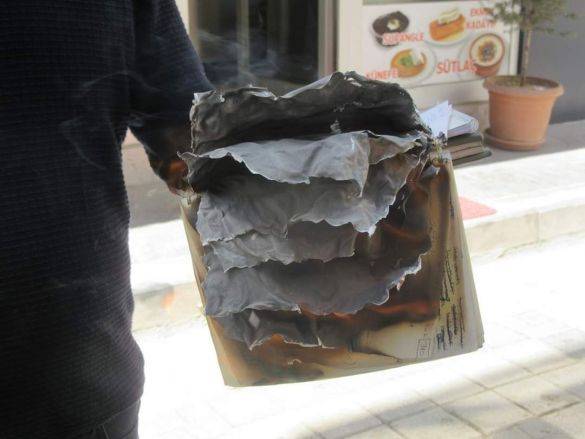 حرق دفاتر الديون تقليد تاريخي يؤكد تماسك المجتمع