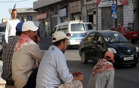 ضبط 23 عاملا وافدا مخالفا