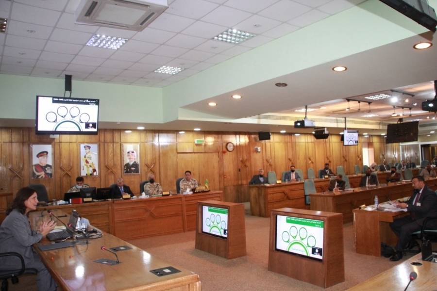 وزيرة الطاقة والثروة المعدنية تحاضر في كلية الدفاع الوطني الملكية الأردنية
