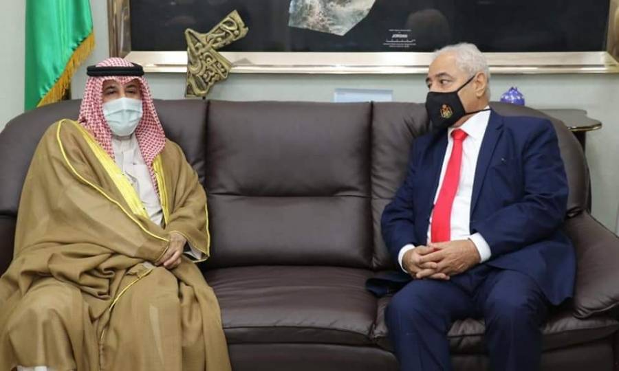وزير الزراعة يلتقي السفير الكويتي والسفير التونسي