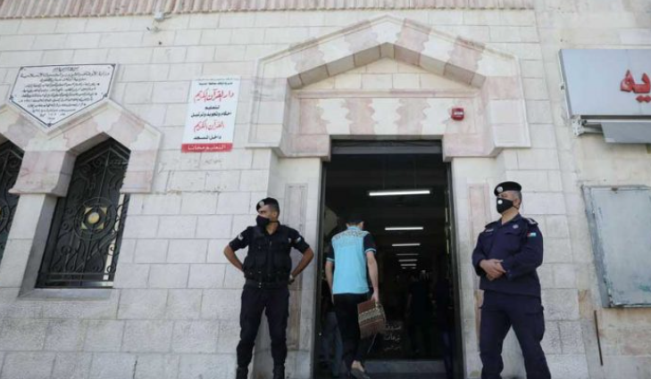 أزمة كورونا في الأردن .. أيهما يُغير بسرعة… النهج الاقتصادي أم الصحي؟