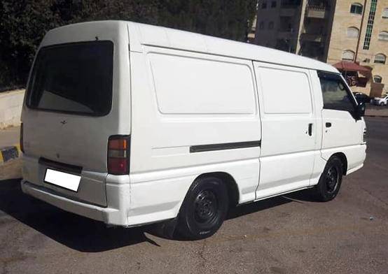 العثور على جثة بباص في الأغوار الشمالية