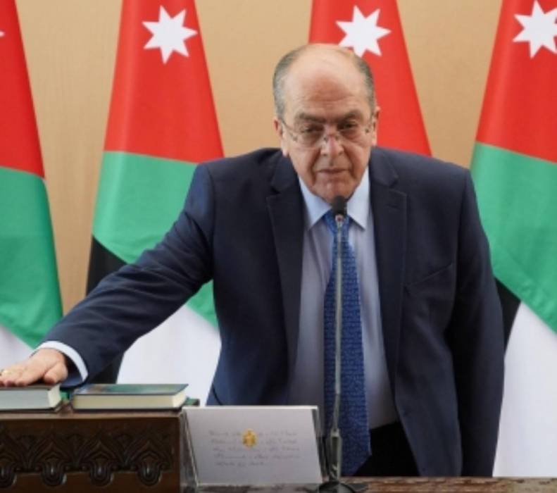 وزير النقل يبحث تعزيز العلاقات الثنائية مع كندا..