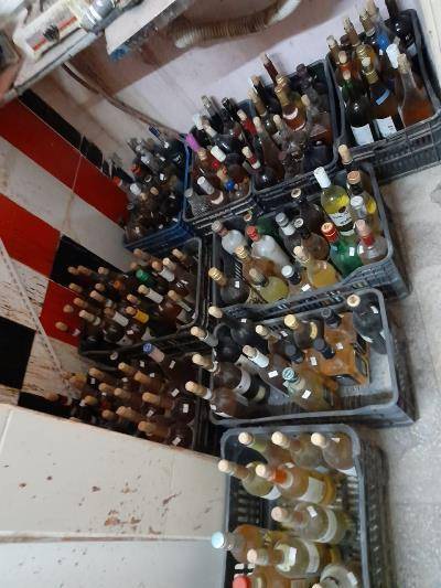 الامن العام :القبض على شخص يصنع مشروبات كحولية مقلدة