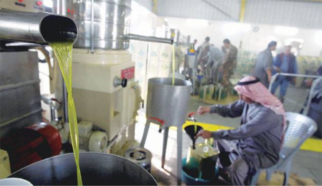 الزراعة إستثناء مزارعي الزيتون والمعاصرمن الحظر الجزئي.. بشروط