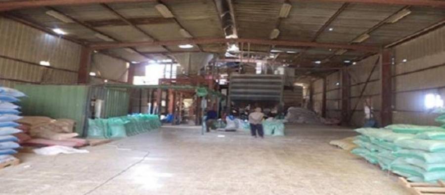 إنجاز مشروع مركز توزيع الأعلاف لخدمة مزارعي لواءي الوسطية والطيبة